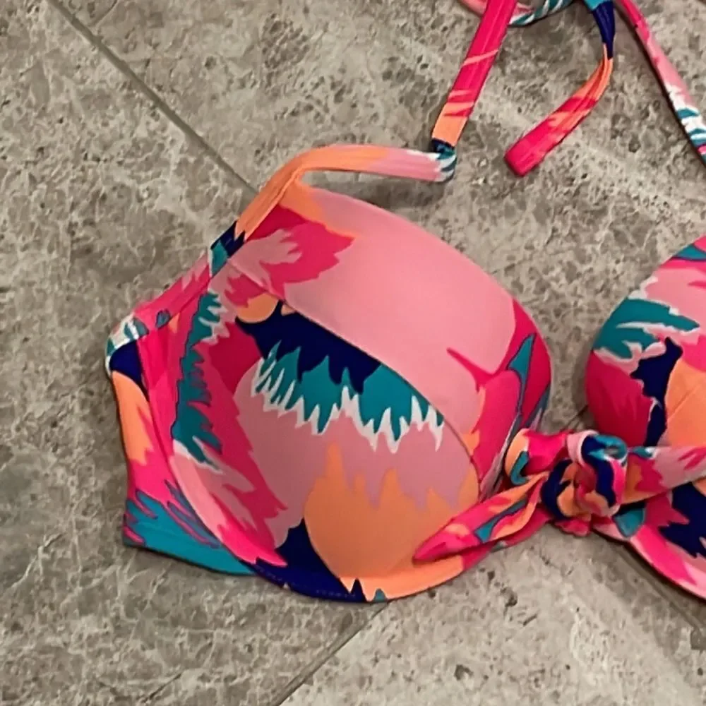 Aerie Pink Floral Underwire Padded Bikini Top 36D